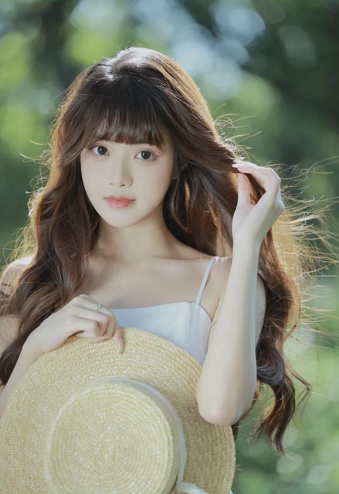 女班长让我脱她内裤