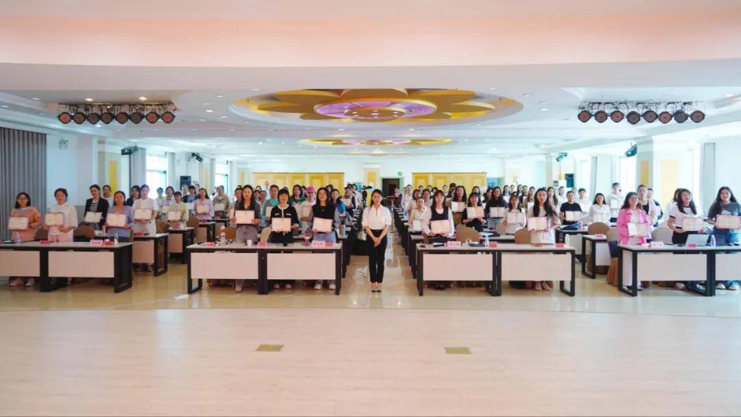 再添新技能！昆明市女